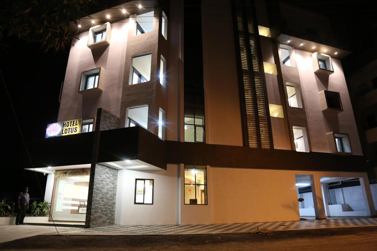 Hotel Lotus Chandrapur Dış mekan fotoğraf